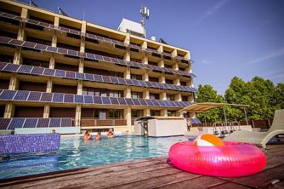 Balaton Hotel Siófok - Akciós hotel Siófokon wellness hétvégére - ✔️ Hotel Balaton*** Siófok - akciós félpanziós wellness hotel Siófokon panorámával a Balatonra