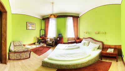 Olcsó és szép szállodai szobák a Hotel Omnibusz*** szállodában Budapesten - Hotel Omnibusz*** Budapest - olcsó szálloda az Üllői úton a repülőtér és a centrum között