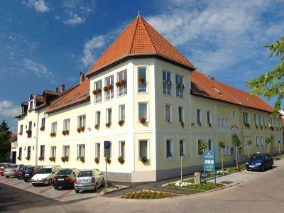 Hotel Korona**** Eger wellness szolgáltatással akciós áron - ✔️ Hotel Korona**** Eger - akciós wellness szálloda Eger centrumában